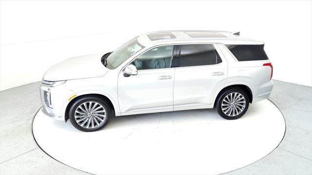 used 2024 Hyundai Palisade car, priced at $40,295