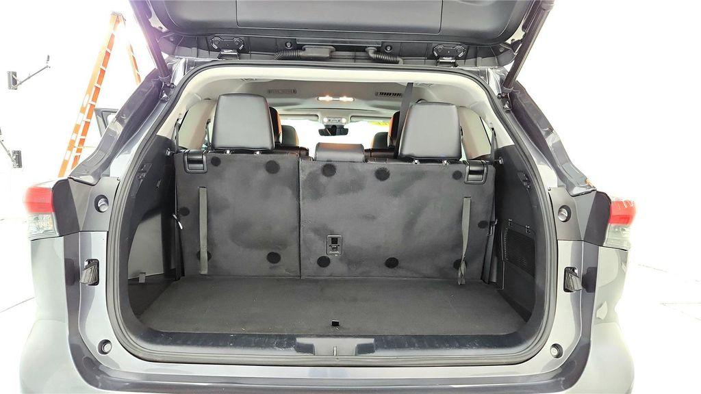 used 2022 Toyota Highlander car, priced at $37,985