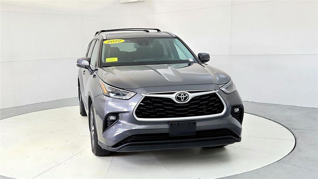 used 2022 Toyota Highlander car, priced at $37,985