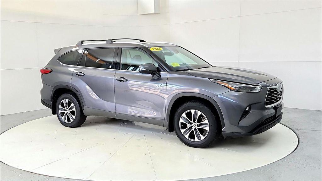 used 2022 Toyota Highlander car, priced at $37,985