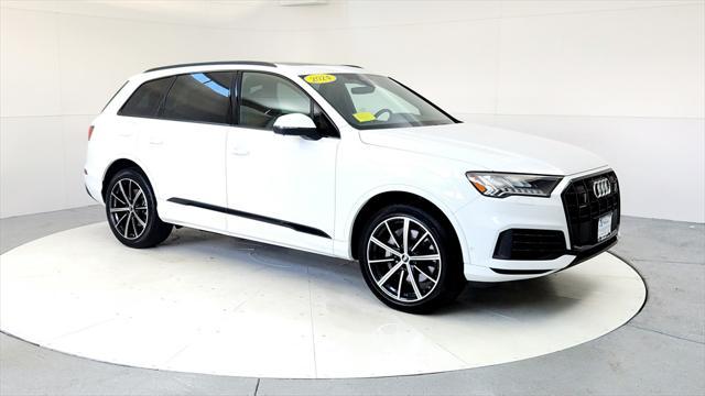 used 2024 Audi Q7 car, priced at $48,495