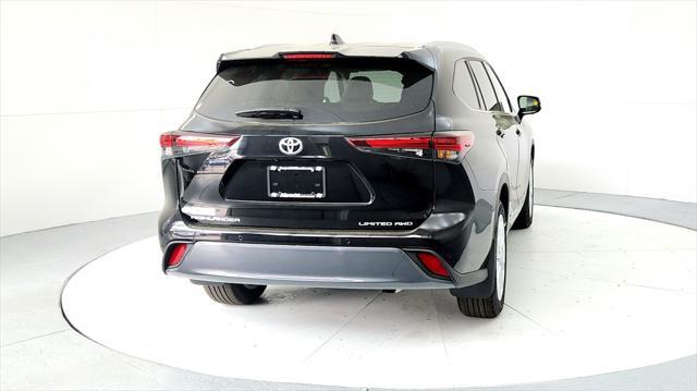 new 2025 Toyota Highlander car, priced at $49,654