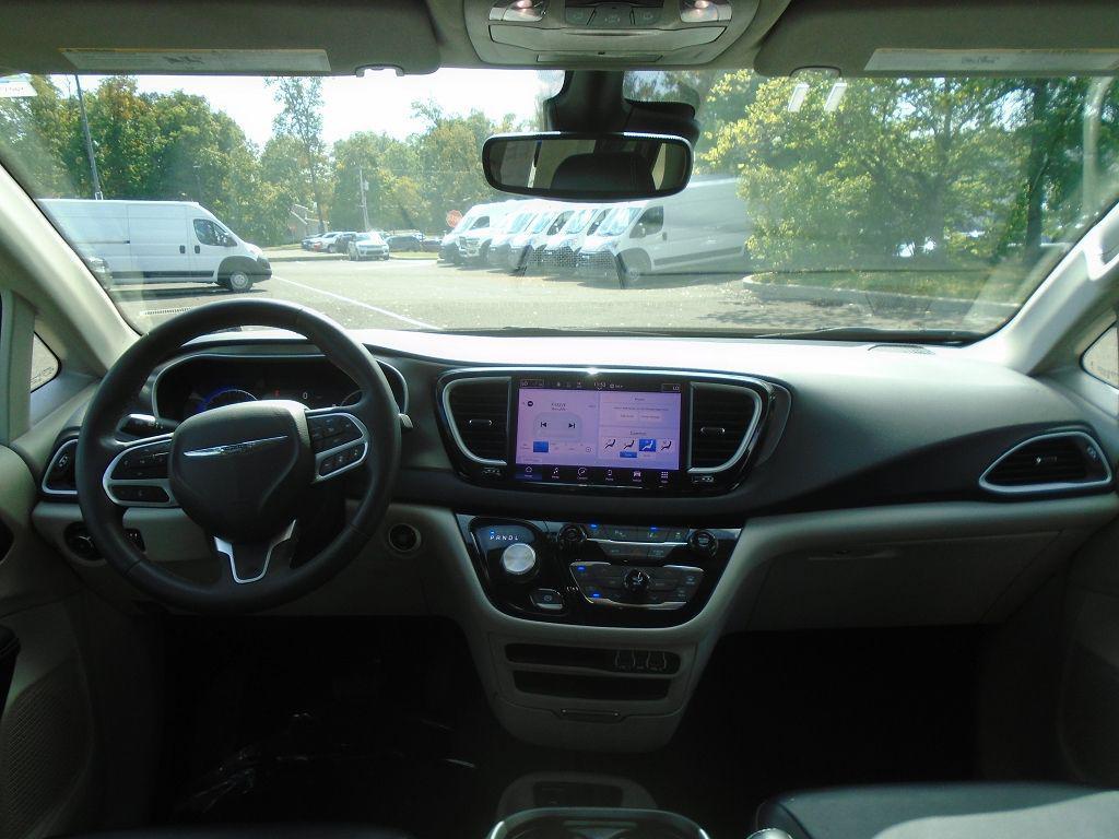used 2023 Chrysler Pacifica car, priced at $25,995