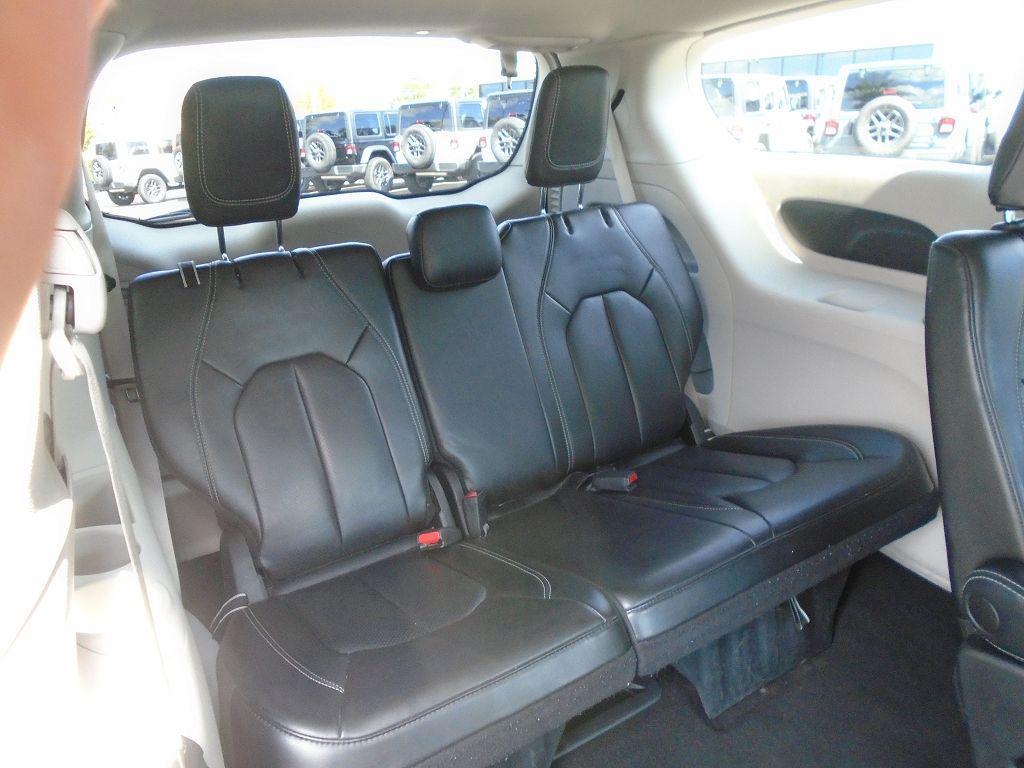 used 2023 Chrysler Pacifica car, priced at $25,995