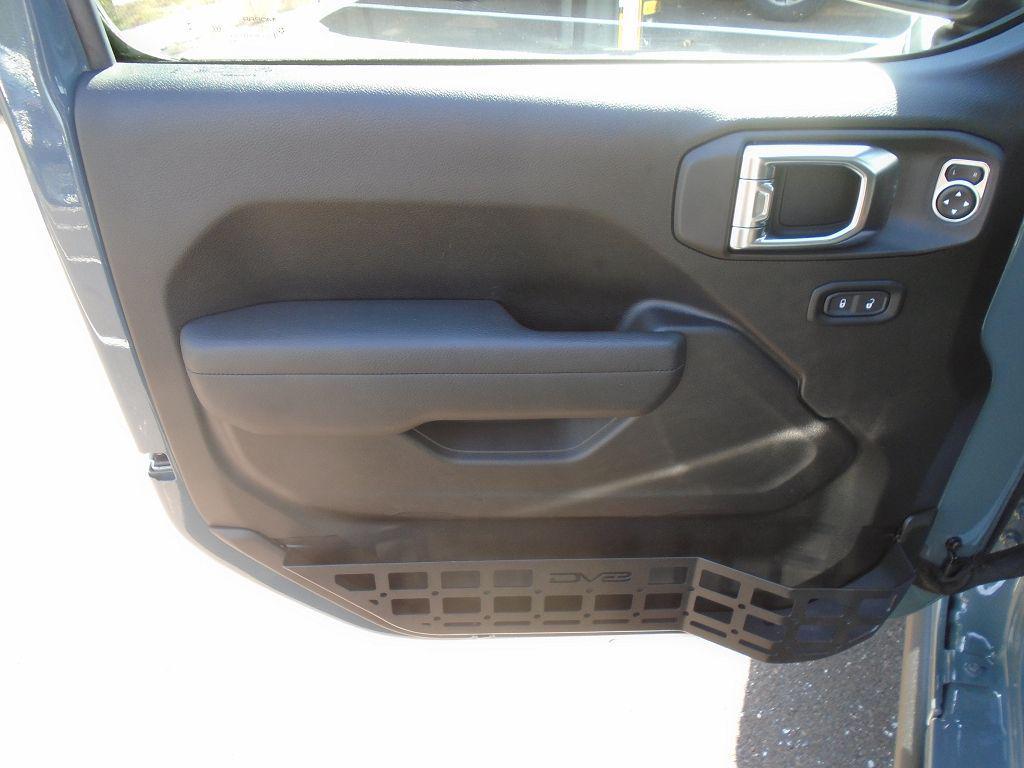 used 2025 Jeep Gladiator car, priced at $50,990