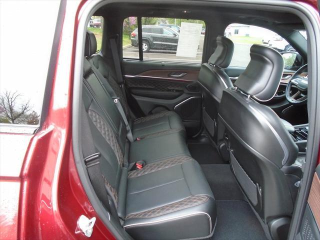 used 2022 Jeep Grand Cherokee car, priced at $41,889