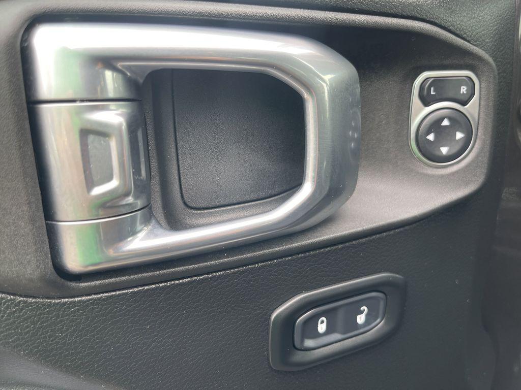 used 2021 Jeep Gladiator car, priced at $31,490