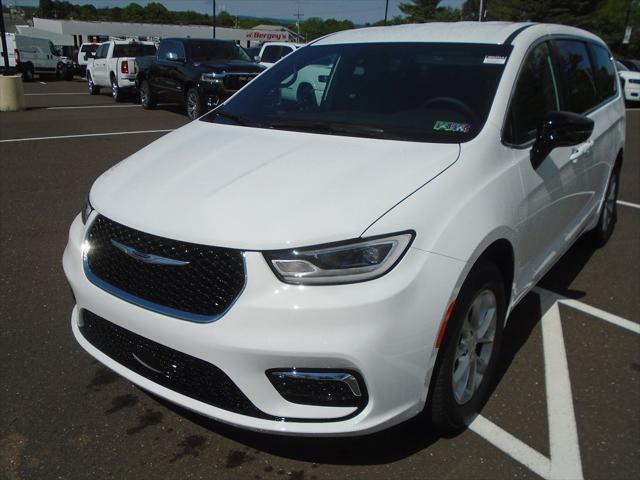 new 2025 Chrysler Pacifica car, priced at $44,473