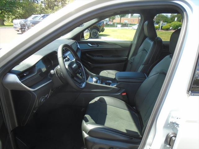 new 2025 Jeep Grand Cherokee L car, priced at $46,217