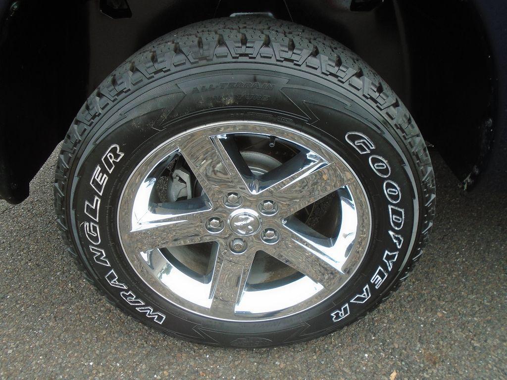 used 2015 Ram 1500 car, priced at $25,995