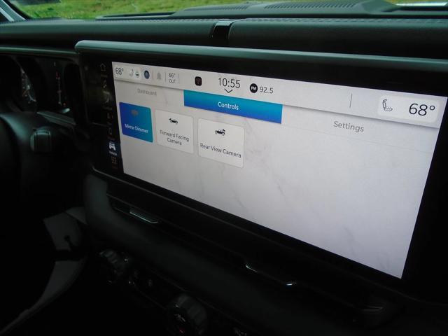 new 2025 Jeep Wrangler car, priced at $53,280