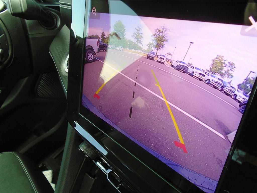 new 2025 Jeep Grand Cherokee car, priced at $44,352