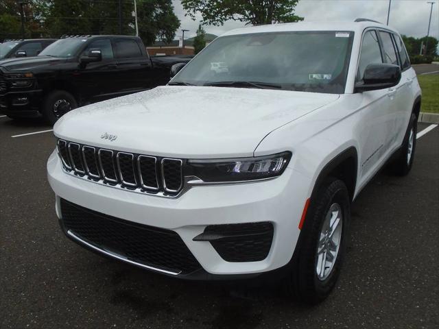 new 2025 Jeep Grand Cherokee car, priced at $40,643