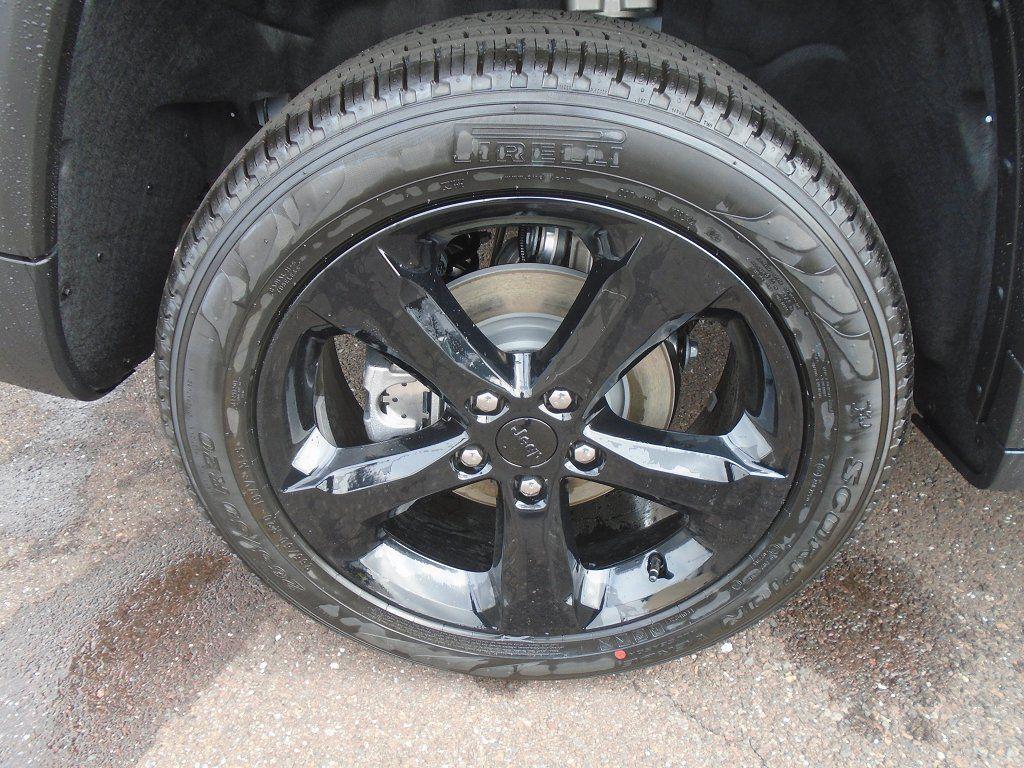 new 2025 Jeep Grand Cherokee car, priced at $48,275