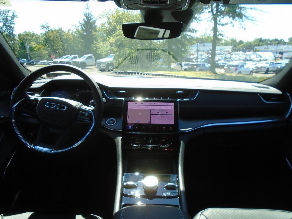 new 2025 Jeep Grand Cherokee L car, priced at $58,485