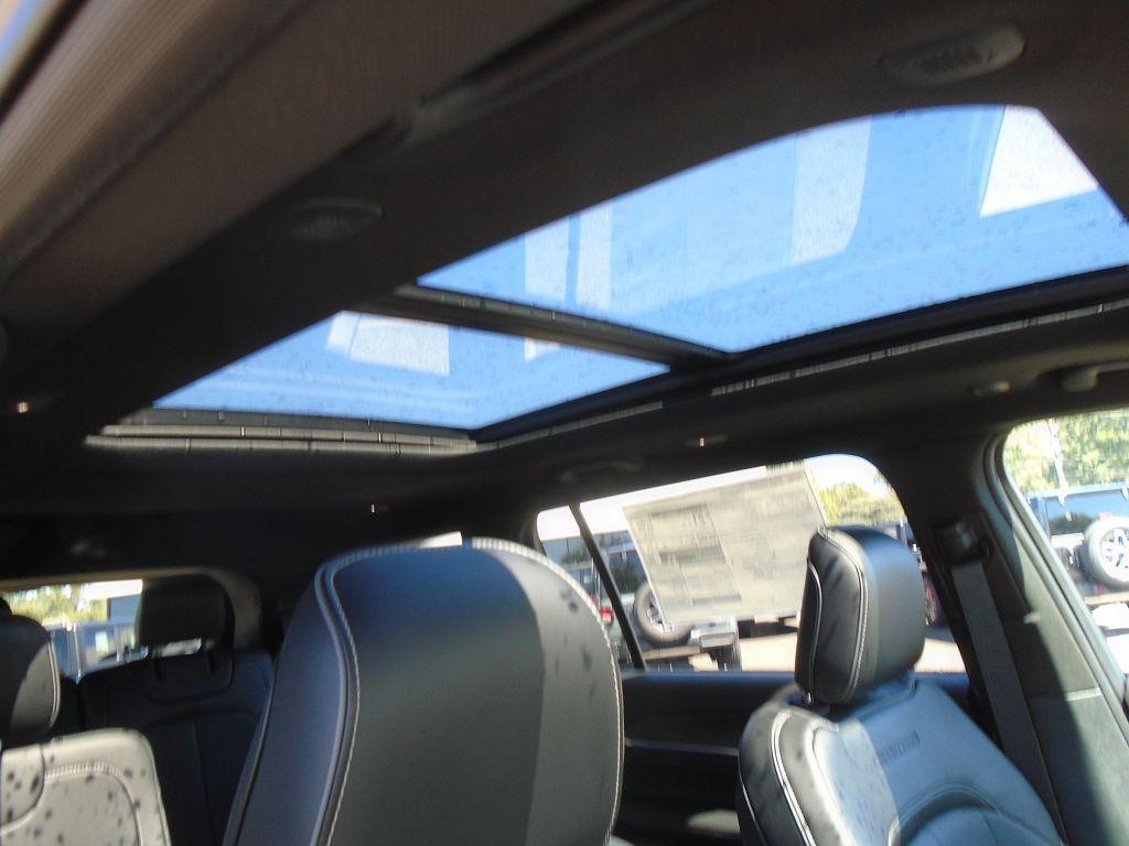 new 2025 Jeep Grand Cherokee L car, priced at $58,485