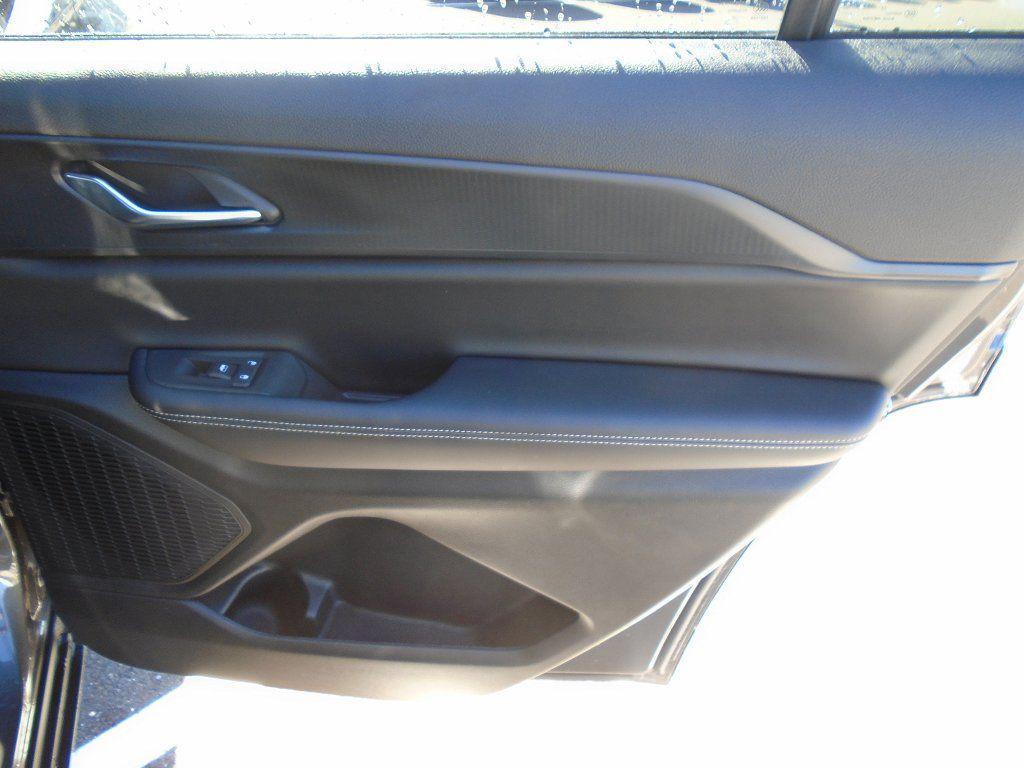 new 2025 Jeep Grand Cherokee L car, priced at $46,126