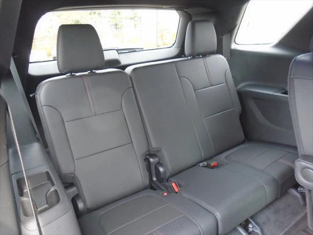 used 2023 Chevrolet Traverse car, priced at $39,490
