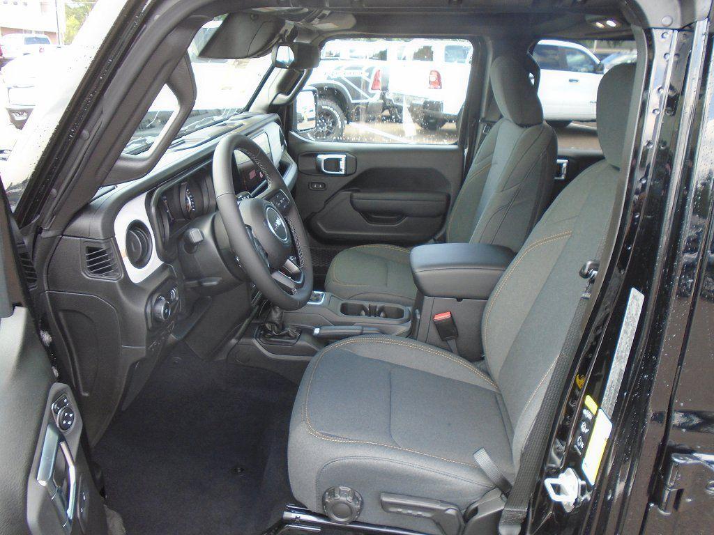 new 2025 Jeep Wrangler car, priced at $44,596