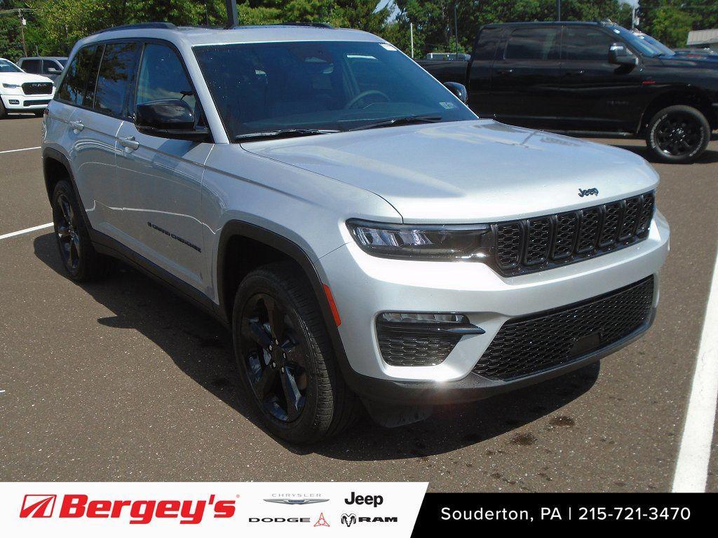 new 2025 Jeep Grand Cherokee car, priced at $48,811