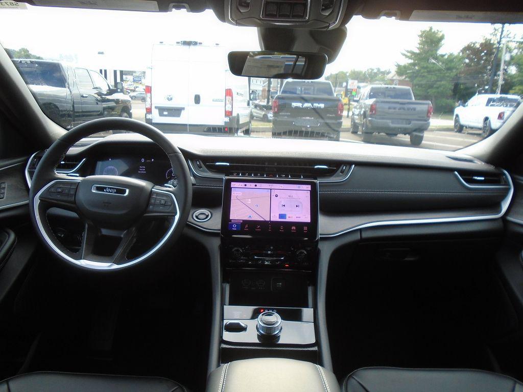 new 2025 Jeep Grand Cherokee L car, priced at $51,443