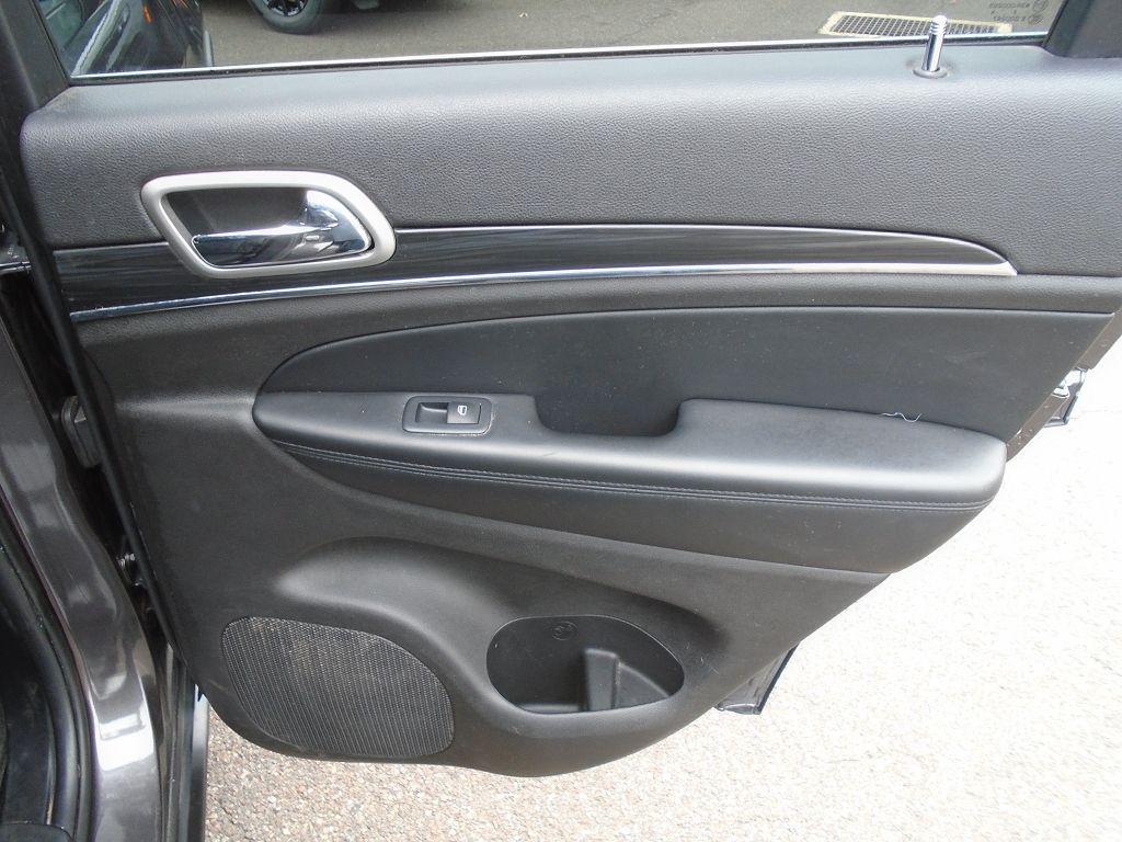 used 2020 Jeep Grand Cherokee car, priced at $14,490