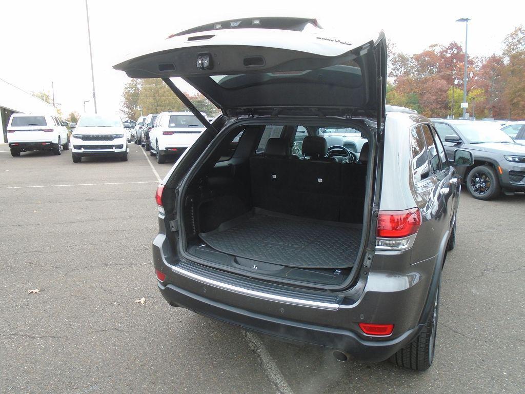 used 2020 Jeep Grand Cherokee car, priced at $14,490