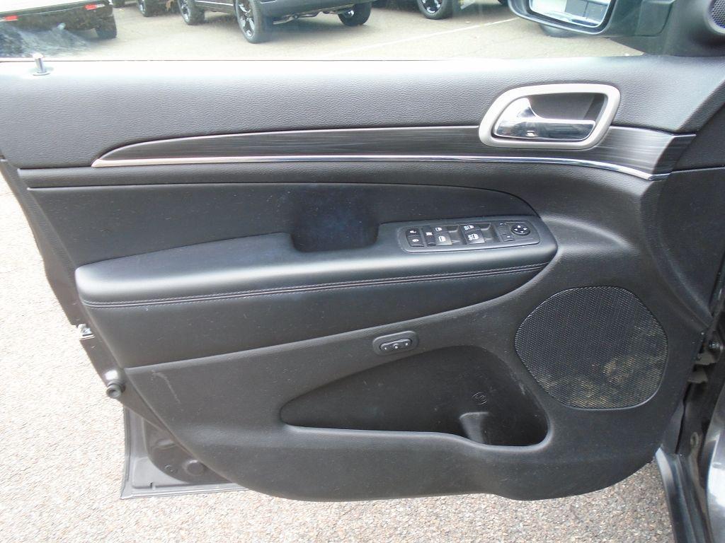 used 2020 Jeep Grand Cherokee car, priced at $14,490