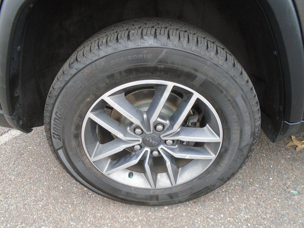 used 2020 Jeep Grand Cherokee car, priced at $14,490