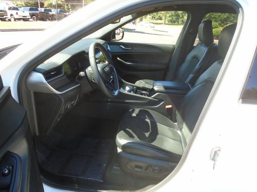 used 2023 Jeep Grand Cherokee L car, priced at $28,995
