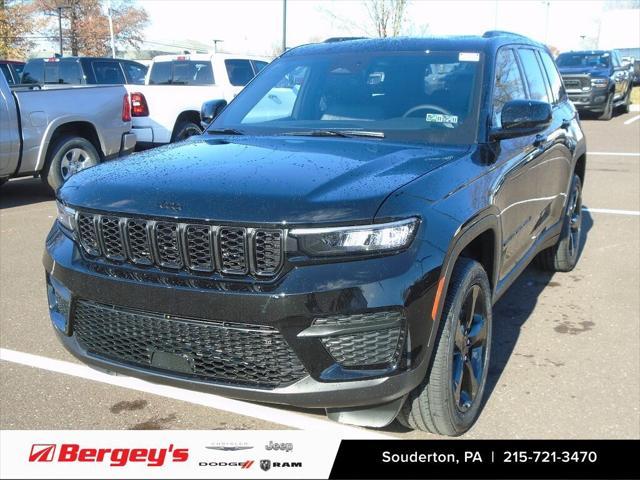 new 2025 Jeep Grand Cherokee car, priced at $47,670