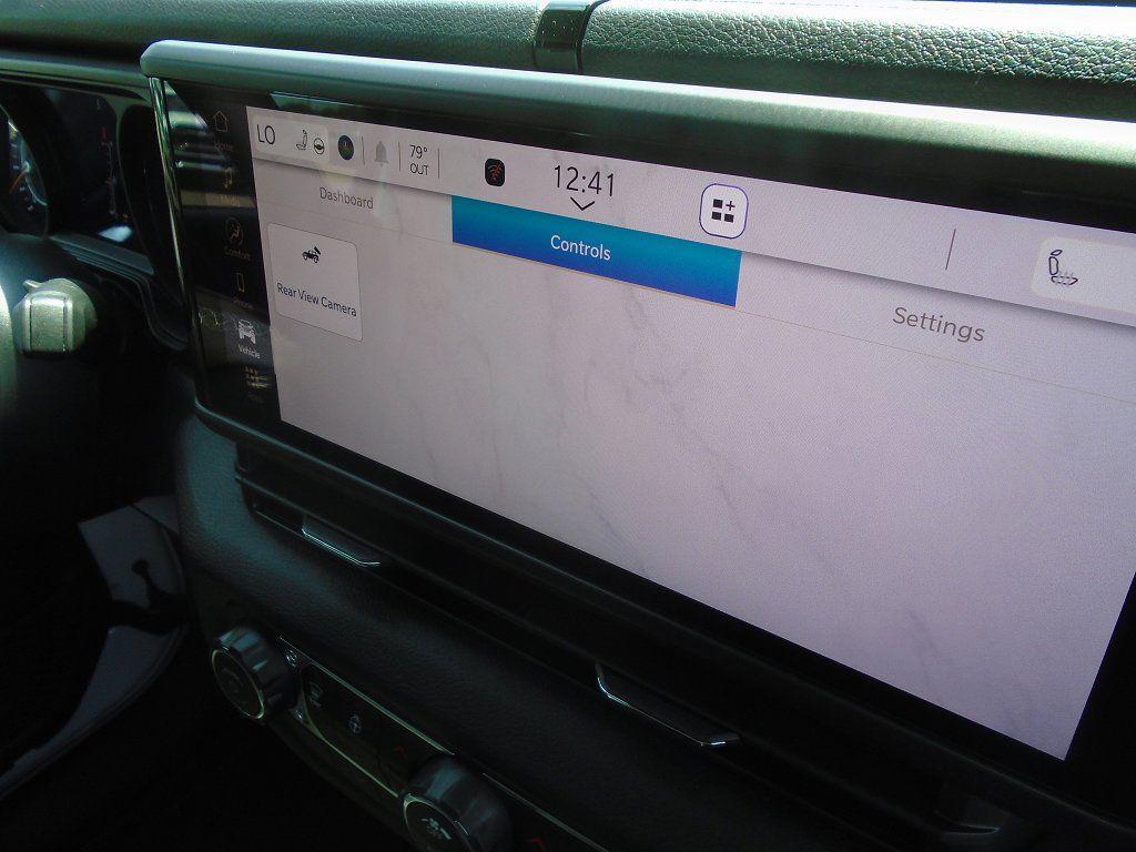 new 2025 Jeep Wrangler car, priced at $47,612