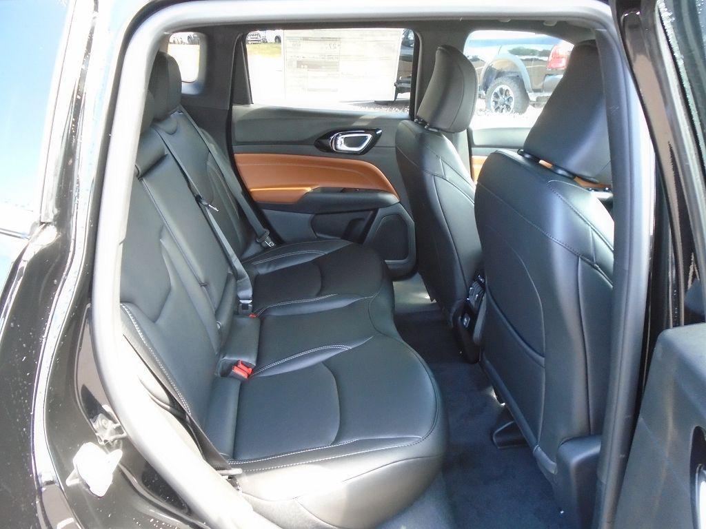new 2025 Jeep Compass car, priced at $32,805