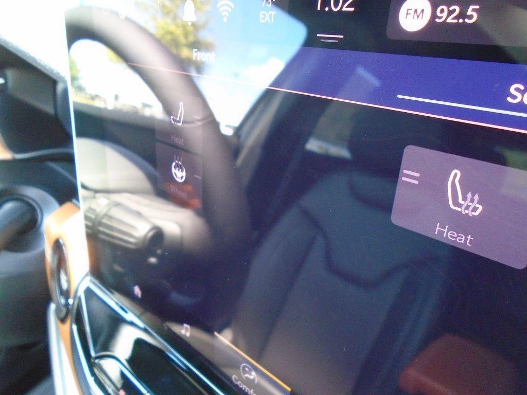 new 2025 Jeep Compass car, priced at $32,805
