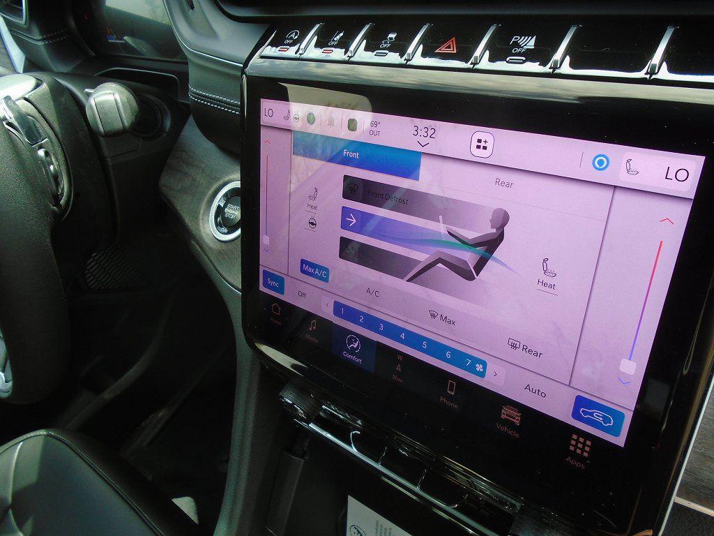 new 2025 Jeep Grand Cherokee L car, priced at $49,054