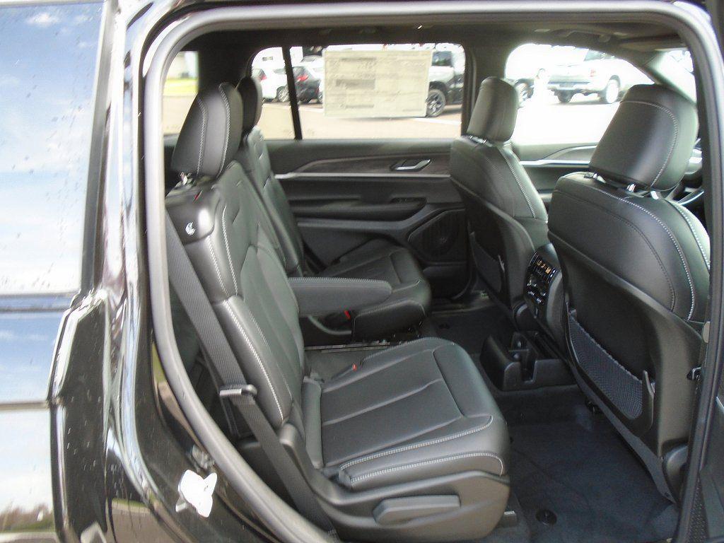new 2025 Jeep Grand Cherokee L car, priced at $49,054