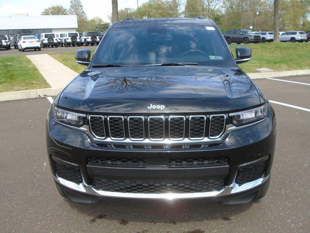 new 2025 Jeep Grand Cherokee L car, priced at $49,054