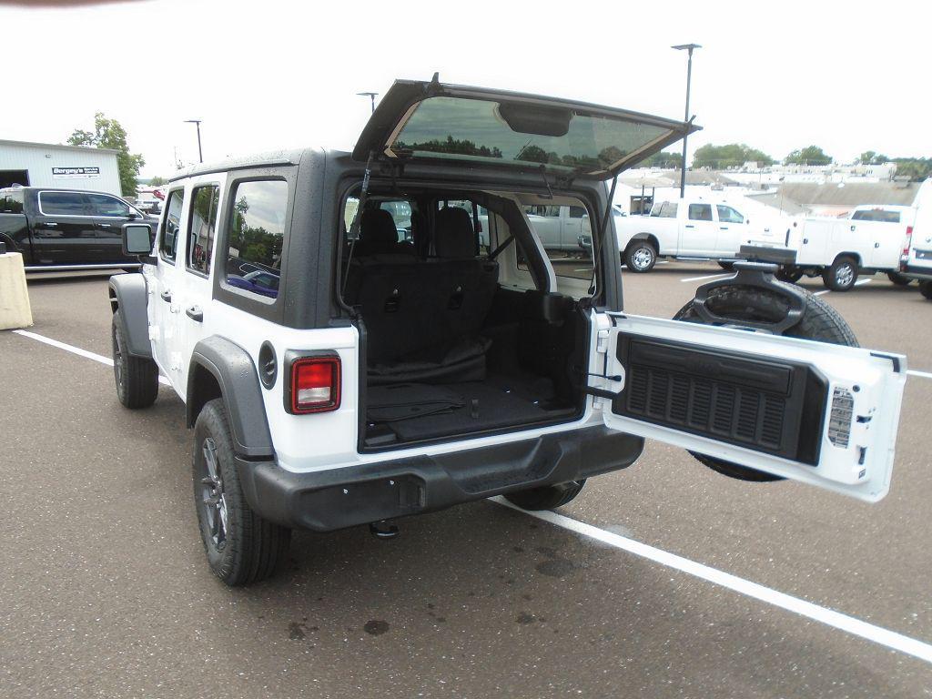new 2025 Jeep Wrangler car, priced at $44,060