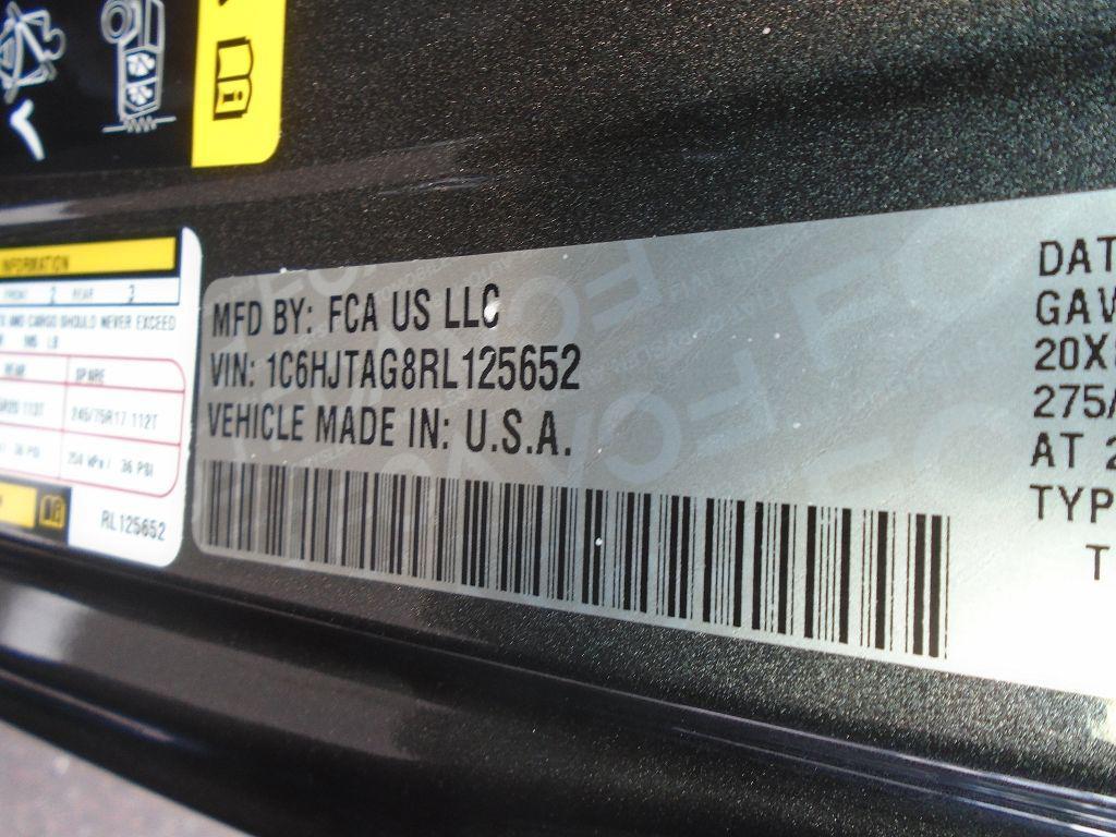 used 2024 Jeep Gladiator car, priced at $38,290