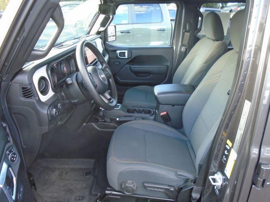 used 2024 Jeep Gladiator car, priced at $38,290