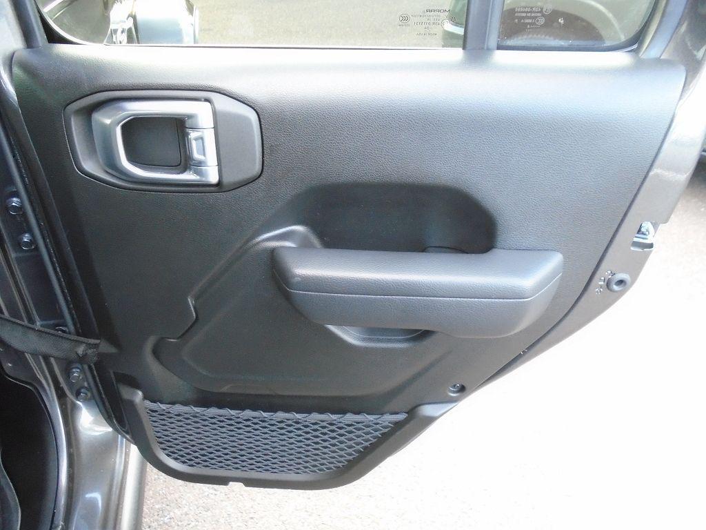 used 2024 Jeep Gladiator car, priced at $38,290