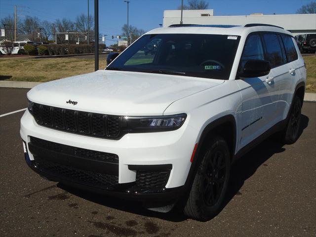 new 2025 Jeep Grand Cherokee L car, priced at $44,777