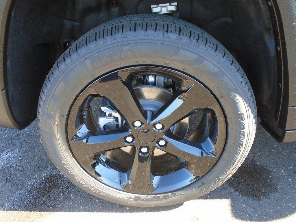 new 2025 Jeep Grand Cherokee car, priced at $48,811