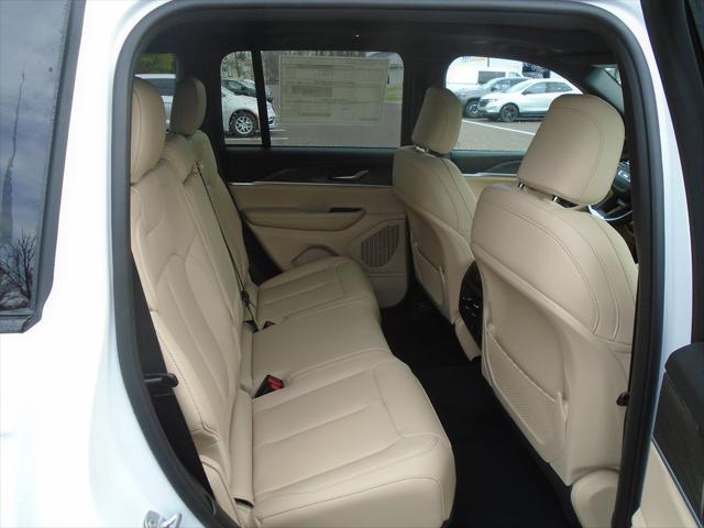 new 2025 Jeep Grand Cherokee car, priced at $47,432