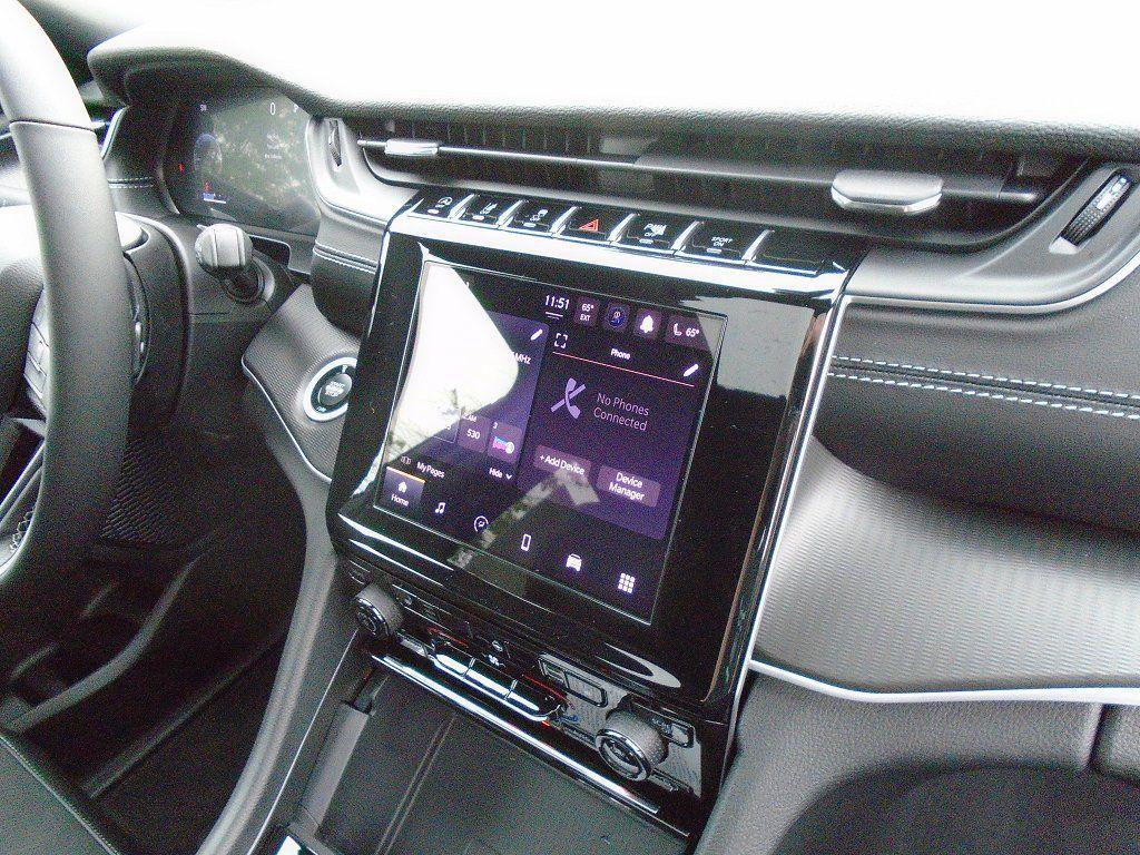new 2025 Jeep Grand Cherokee L car, priced at $45,526