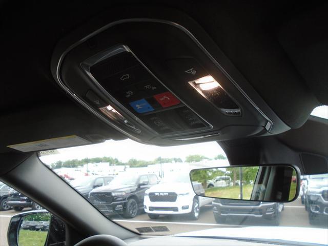 new 2025 Jeep Grand Cherokee L car, priced at $45,622