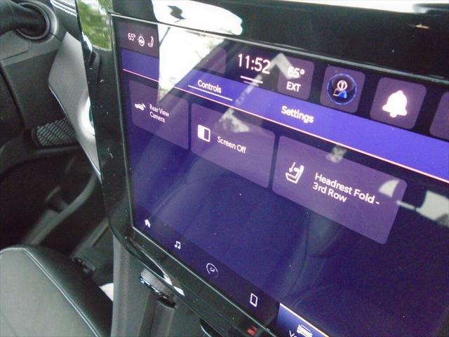 new 2025 Jeep Grand Cherokee L car, priced at $45,622