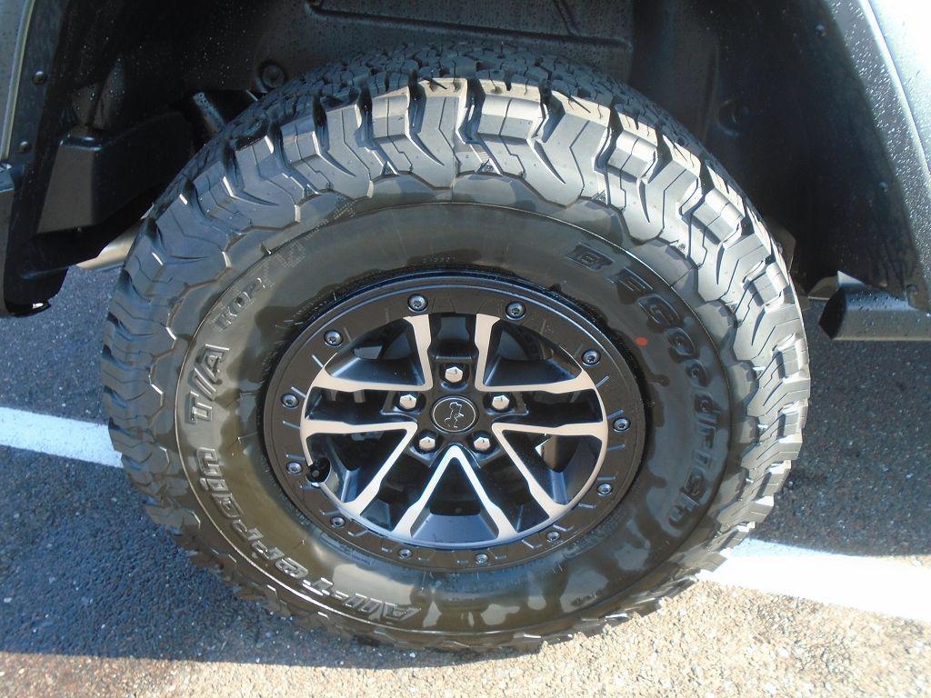 new 2025 Jeep Wrangler car, priced at $54,762
