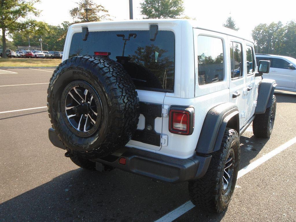 new 2025 Jeep Wrangler car, priced at $54,762