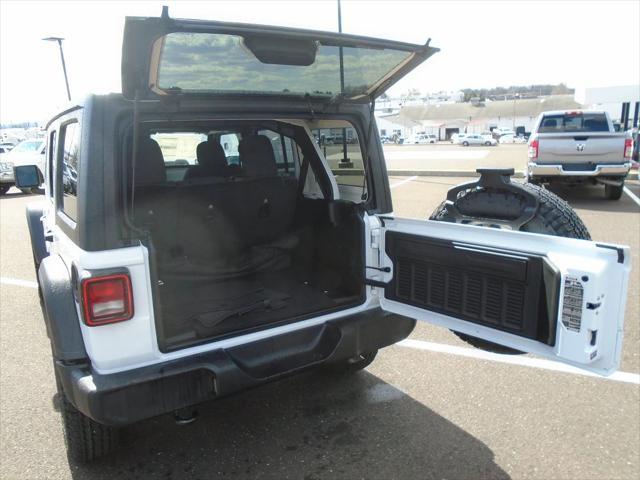 new 2025 Jeep Wrangler car, priced at $47,134